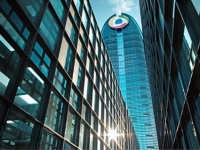 騰訊2014年財(cái)報(bào)：凈利238億 同比增54％