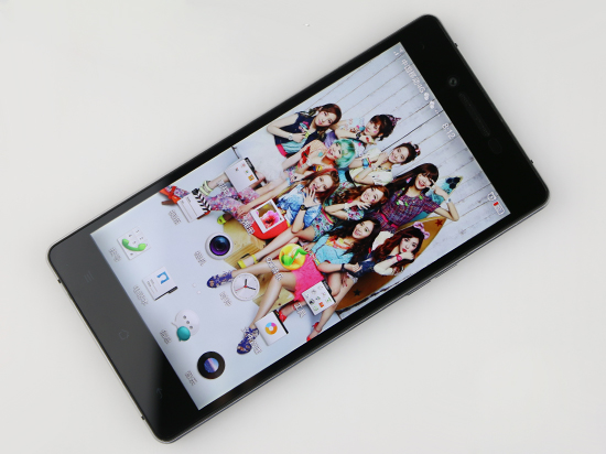 璀璨致美顏值爆表，OPPO R1C體驗評測
