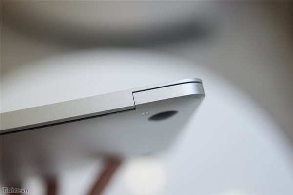 上市前偷跑了！蘋果12寸全新MacBook開箱