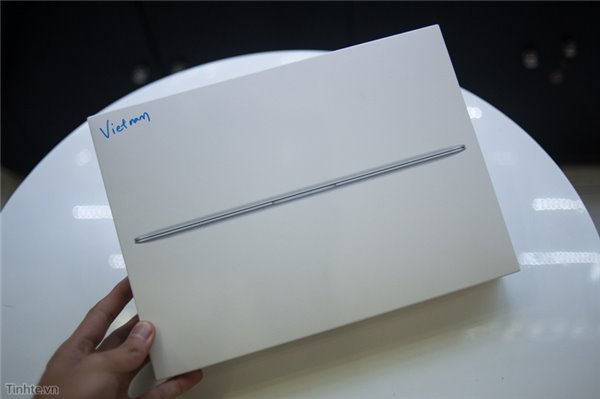 上市前偷跑了！蘋果12寸全新MacBook開箱