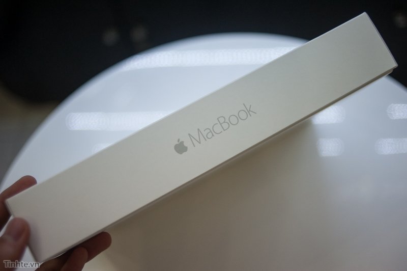 上市前偷跑了！蘋果12寸全新MacBook開箱