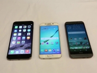 三星哭暈！S6 edge居然比iPhone 6 Plus更容易彎