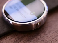Android Wear要兼容iPhone？蘋(píng)果干嗎？