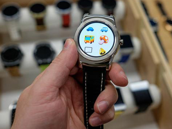 先下手為強，谷歌升級Android Wear對抗蘋果