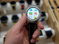 先下手為強，谷歌升級Android Wear對抗蘋果