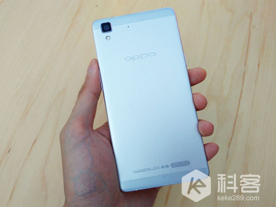 2499元起，全金屬OPPO R7和R7 Plus上手