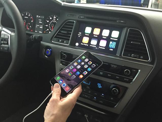 車載系統(tǒng)：CarPlay和Android Auto誰更牛？