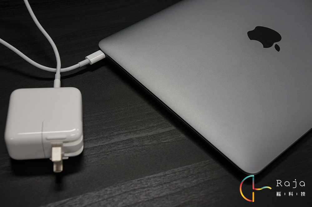 新MacBook上手玩：Logo不發(fā)光，滿足不了裝逼的心