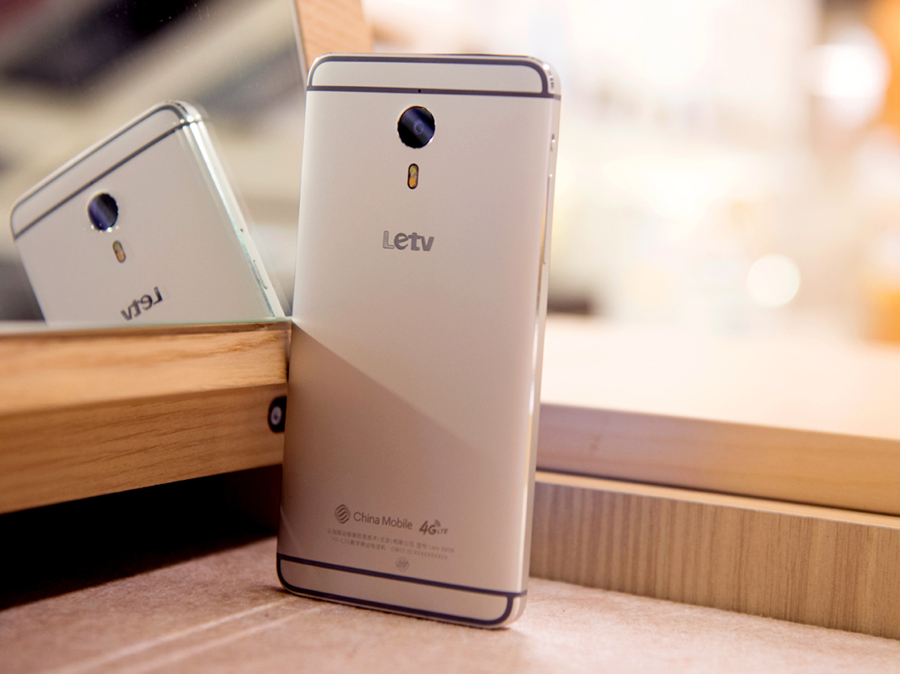 無(wú)邊全金屬頂配曖手寶，樂(lè)1 Pro使用體驗(yàn)