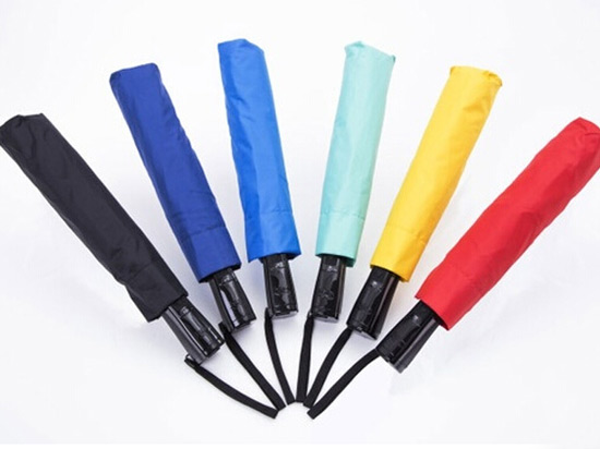 HAZ Umbrella智能雨傘，能一鍵自動開合