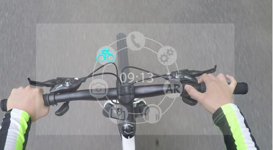 騎行者專(zhuān)用智能眼鏡，能打電話(huà)發(fā)短信！