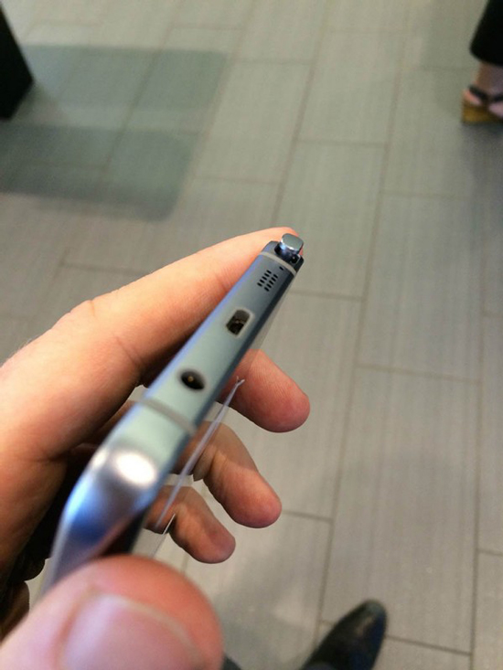 史上最猛真機(jī)照泄露！Galaxy Note 5被看光
