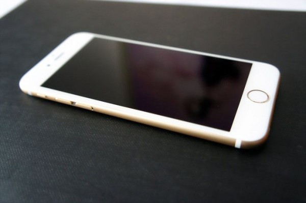 國行iPhone 6s上市時(shí)間曝光:比首發(fā)晚一周