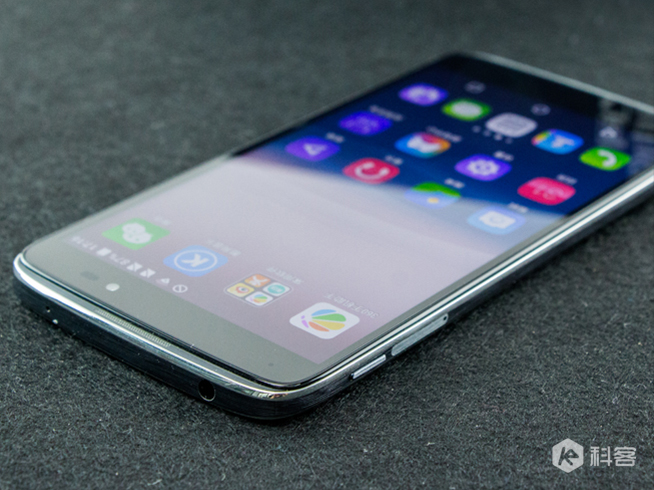 反正都能打電話，TCL idol 3手機(jī)測(cè)評(píng)