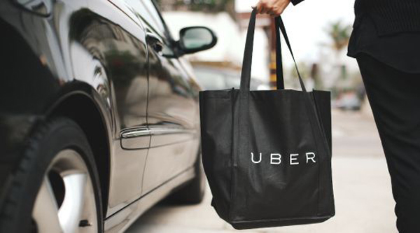 不務(wù)正業(yè)的Uber要給電商送快遞，它到底玩了多少花樣？