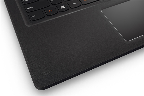 聯(lián)想發(fā)布新變形本Yoga 900，售價7600元起