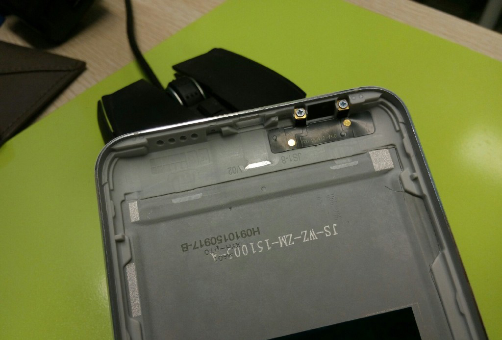 魅藍(lán)metal金屬后殼如何隱藏掉白帶的？真相在這里