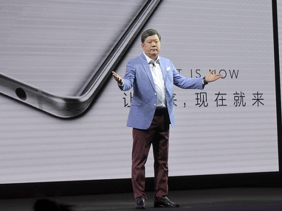 發(fā)布會(huì)扎堆，折射智能手機(jī)的兩個(gè)怪相