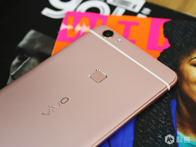 聽歌掃街都可以有 vivo X6 Plus體驗(yàn)評測