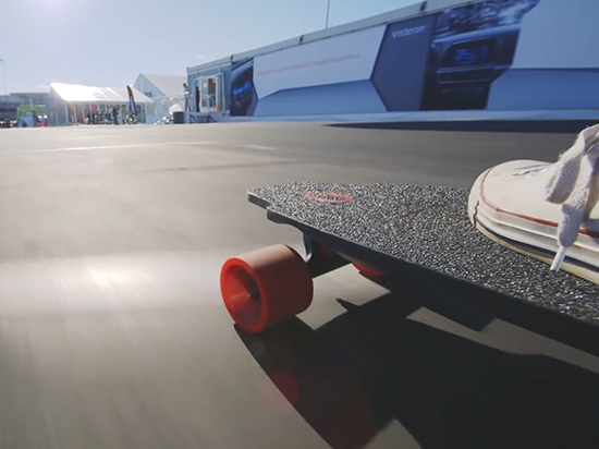 視頻：高富帥專屬 Inboard M1電動(dòng)滑板上手玩