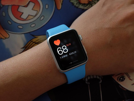 蘋果建醫(yī)療科技團(tuán)隊(duì)：Apple Watch 2主打健康功能？