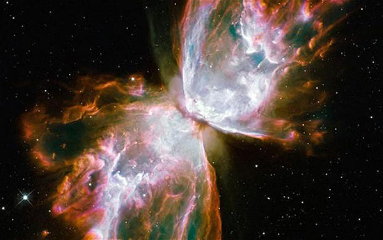 宇宙中的超級星系團：質(zhì)量相當于500萬億個太陽