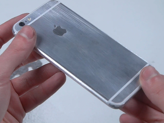 視頻：屌炸天！真果粉居然自己改造了一臺iPhone 7