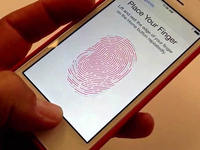 好嚇人！這坨泥竟可復(fù)制指紋解鎖iPhone