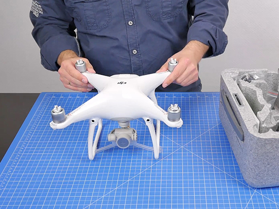 視頻：大疆Phantom 4開箱：性能與價格大提升！