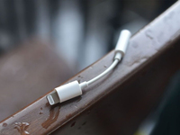 iPhone 7只會送耳機轉(zhuǎn)接線！想要新耳機可得自掏腰包