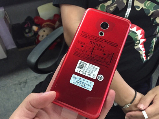 魅族PRO 6新配色烈焰紅忒搶眼 你能接受嗎？