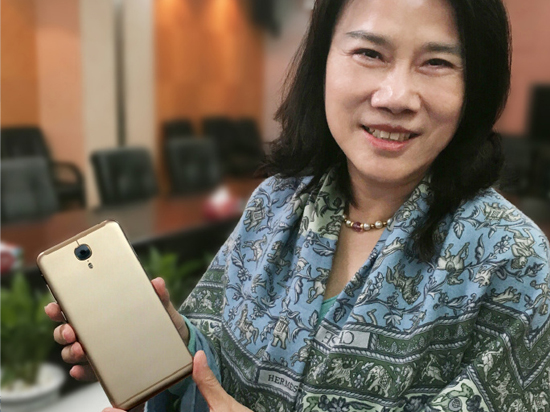 董明珠：雷軍如果輸我10億，我就去扶貧！