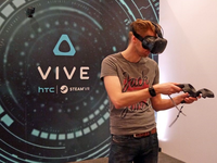 買(mǎi)了HTC Vive？恭喜你還買(mǎi)了一大堆零件