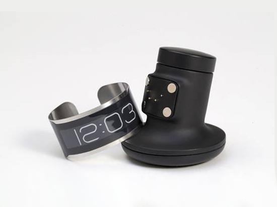 科客晚報：HTC 10預(yù)售慘淡不足300臺  三星改變戰(zhàn)術(shù)劍指小米魅族