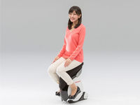 視頻：日本妹紙與本田電動獨(dú)輪車共舞