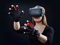 手感更好！Manus手套能控制HTC Vive VR頭顯