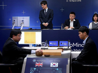 中國(guó)圍棋第一人：AlphaGo可以贏李世石，但贏不了我
