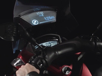三星或推摩托車智能擋風玻璃，可顯示來電和短信 