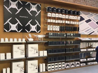 大疆Phantom 4進駐蘋果店，且坐立最顯眼位置