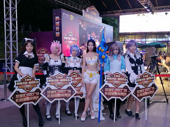 王者榮耀引爆萬人PK，冠軍獲萬元+5臺手機(jī)