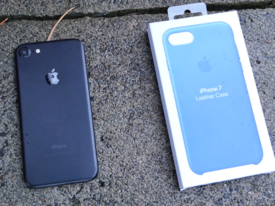 誰(shuí)最靠譜？iPhone 7保護(hù)套15米跌落測(cè)試