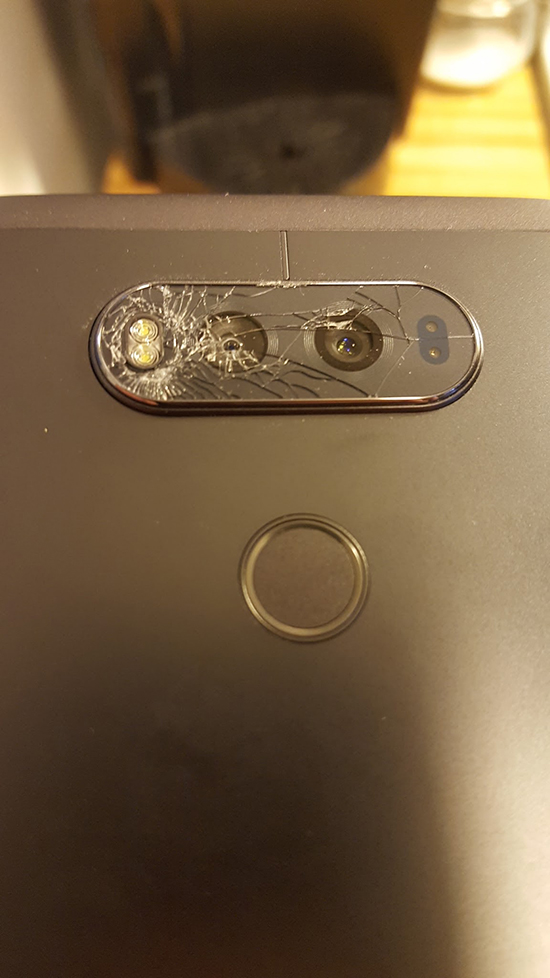 雙攝炸裂？LG V20被爆有瑕疵