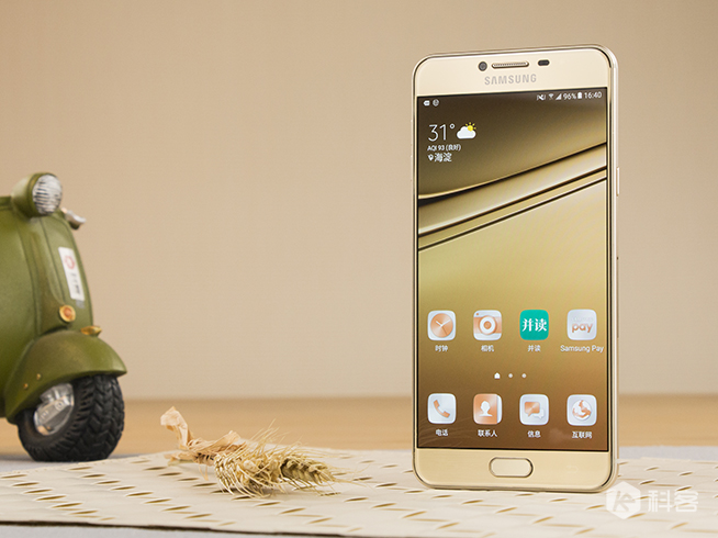 2500元選誰？三星C7對比OPPO R9/vivo X7