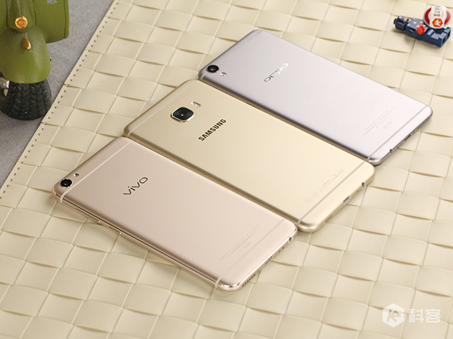2500元選誰？三星C7對比OPPO R9/vivo X7