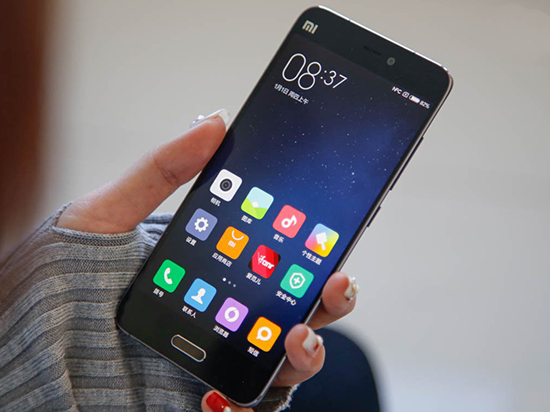 圍攻iPhone X？2017年上半年即將發(fā)布新機匯總