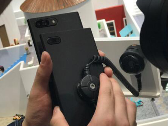 OPPO R11現(xiàn)身GFXBench 雙攝5倍無損變焦有戲了？