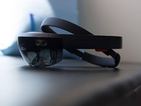 國行版HoloLens來了！5月24日正式發(fā)售：23488元起