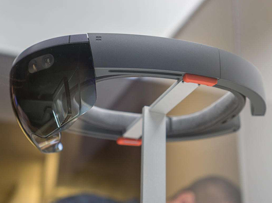 國行版HoloLens來了！5月24日正式發(fā)售：23488元起