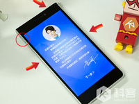 格力手機開機畫面顯示董明珠 原因竟是這個？