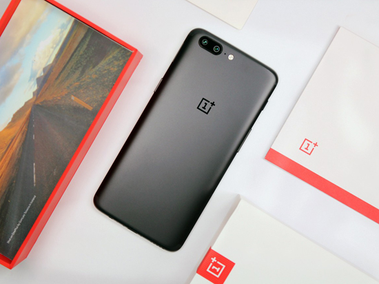 安兔兔發(fā)布6月手機性能榜：iPhone隕落 國產(chǎn)旗艦登頂